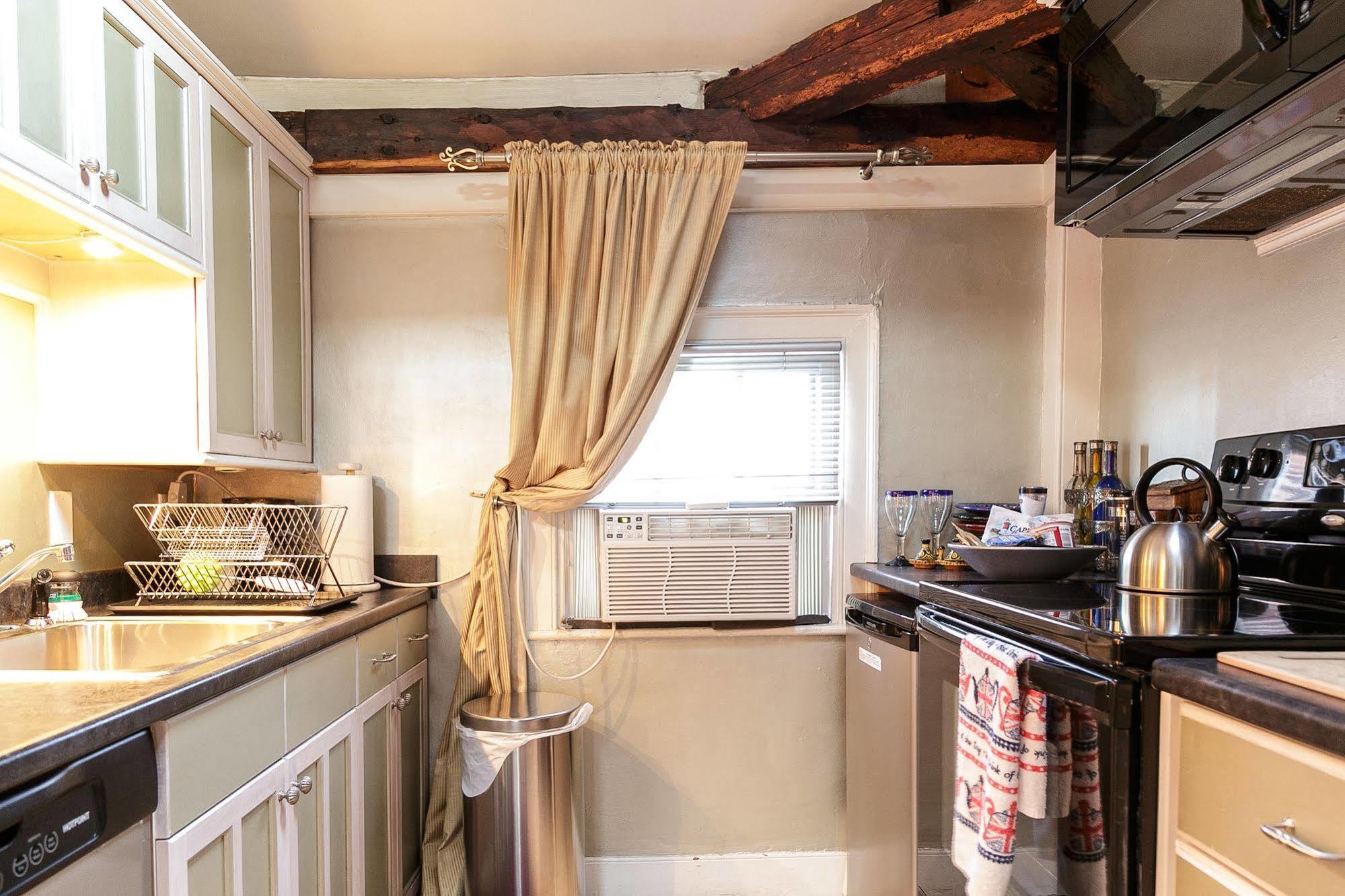 בוסטון Moroccan Boutique Guest House מראה חיצוני תמונה