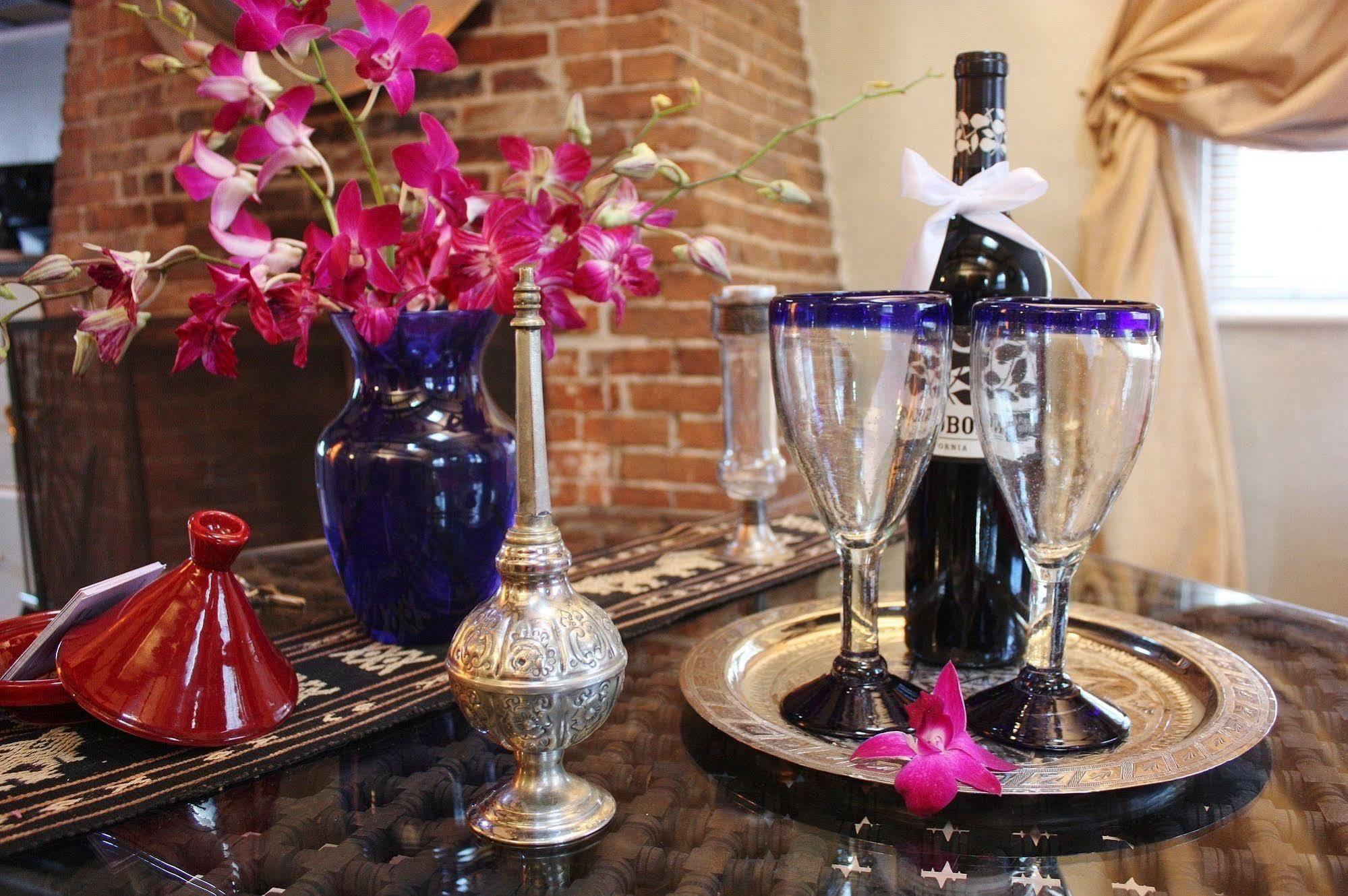 בוסטון Moroccan Boutique Guest House מראה חיצוני תמונה